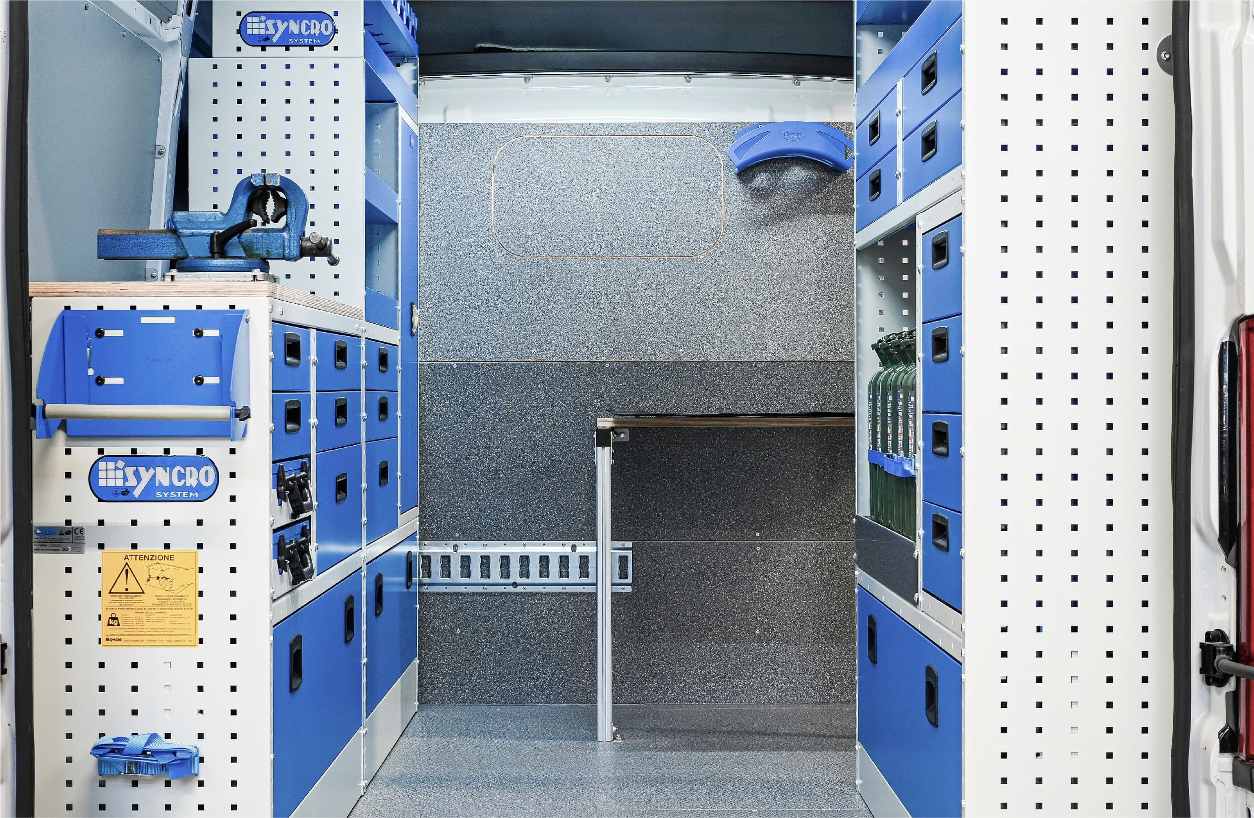 Veicoli manutentori e installatori